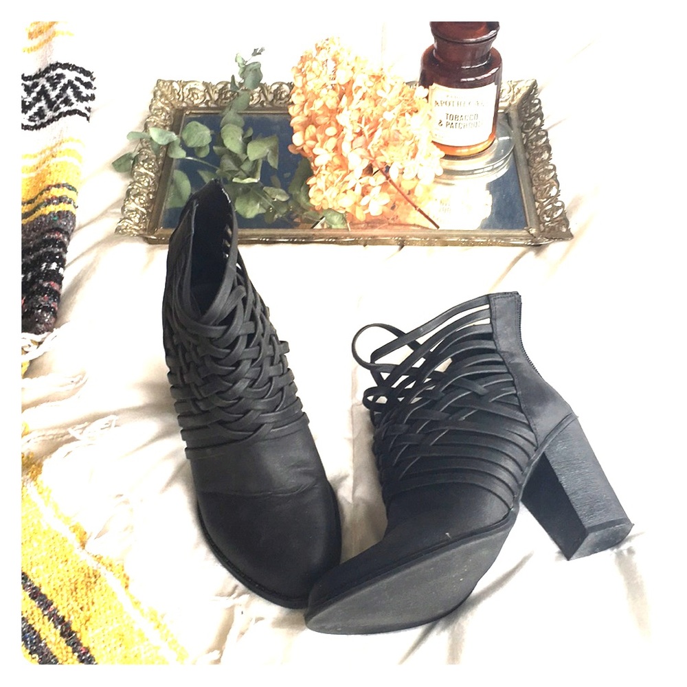 Ankle boots.